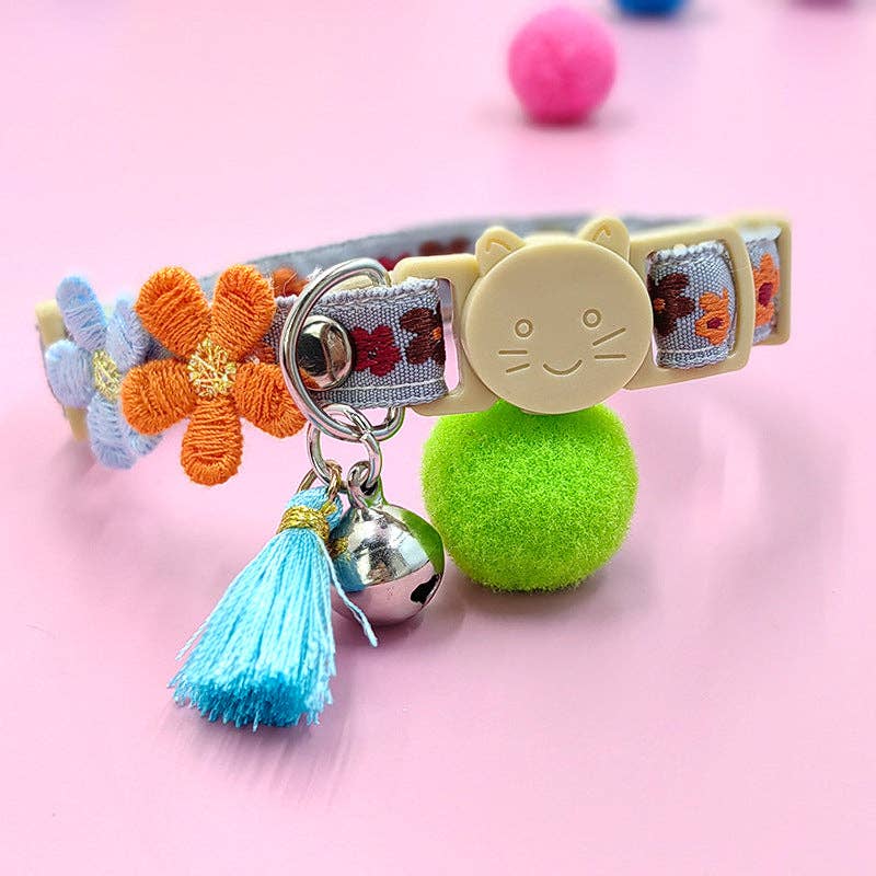 Mokka - Adjustable Cat Collar Flower Design